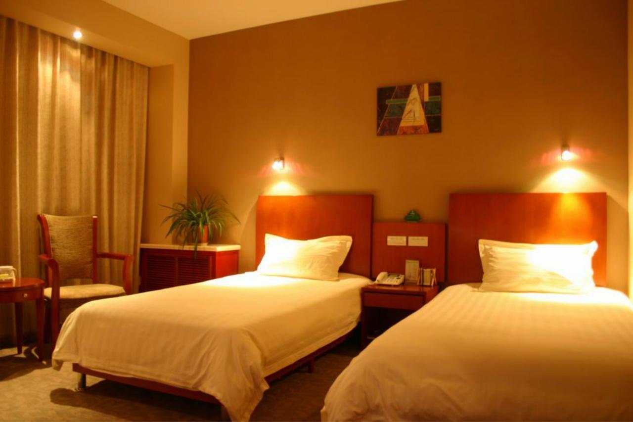 Greentree Inn Shanghai Jiuting Street Express Hotel מראה חיצוני תמונה